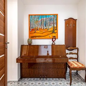 Apartment Ida Arts